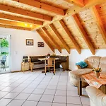 Beutenmuehle Straussenfarm Dach شقة *