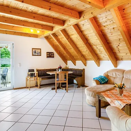 Beutenmuehle Straussenfarm Dach Apartment *