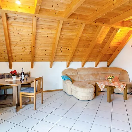 Apartment Beutenmuehle Straussenfarm Dach Owingen