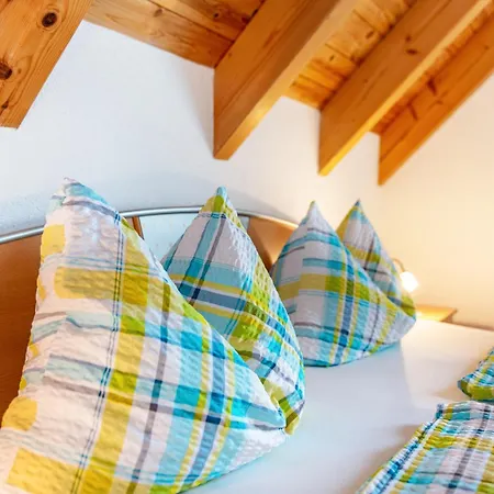 Апартаменты Beutenmuehle Straussenfarm Dach Owingen