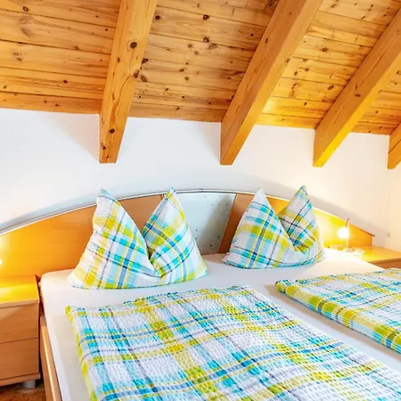 Beutenmuehle Straussenfarm Dach Апартаменты Owingen